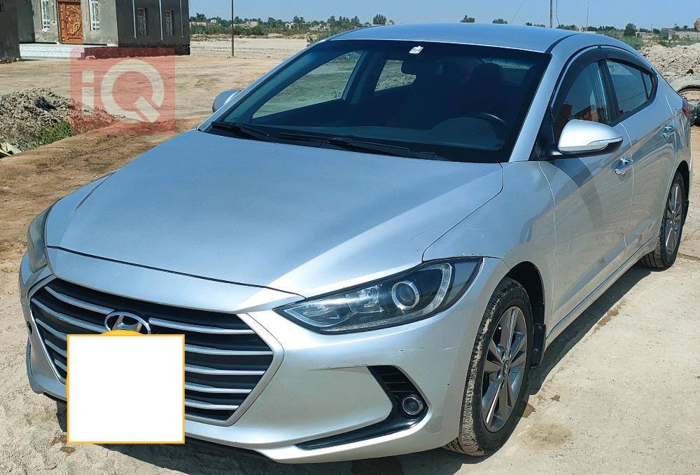 هیوندای ئەلەنترا